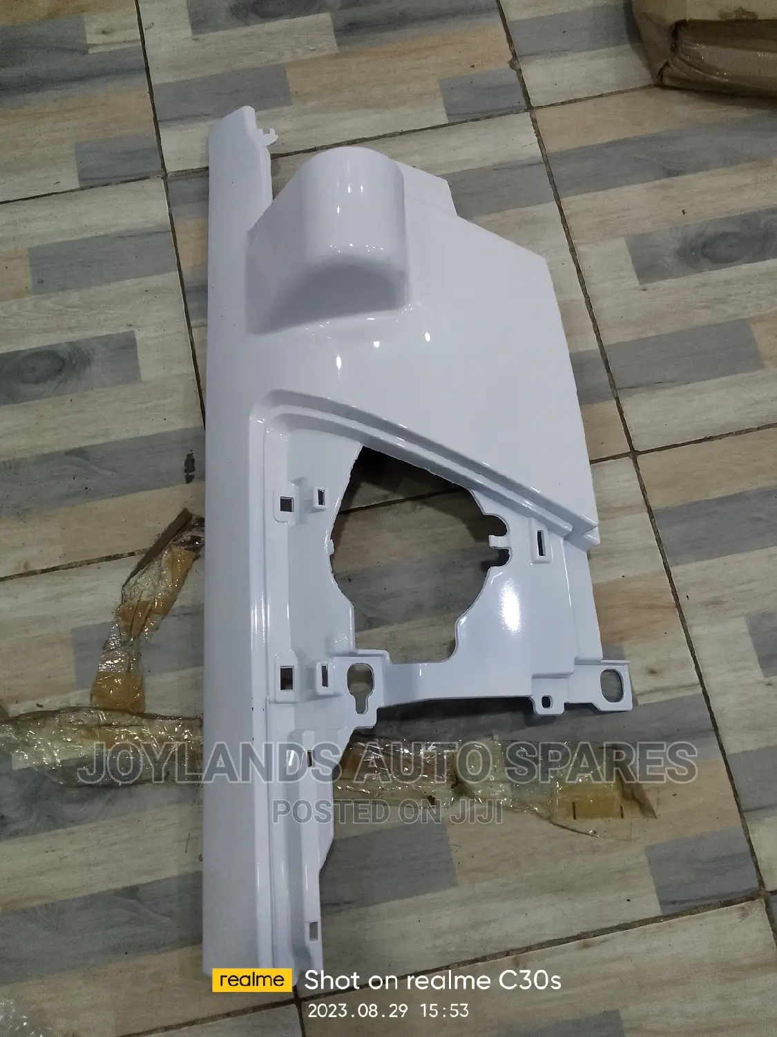 Isuzu 700p Corner Panel
