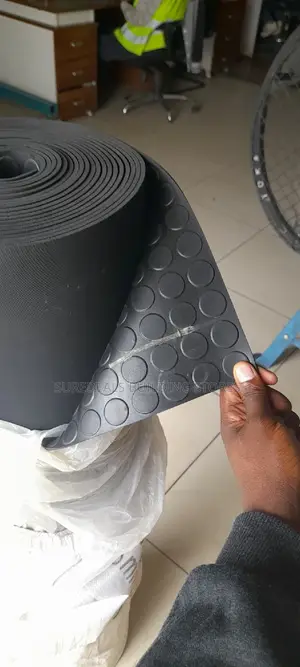 Coin Pattern Rubber Mat /Anti-Slip Round Stunded Sheet