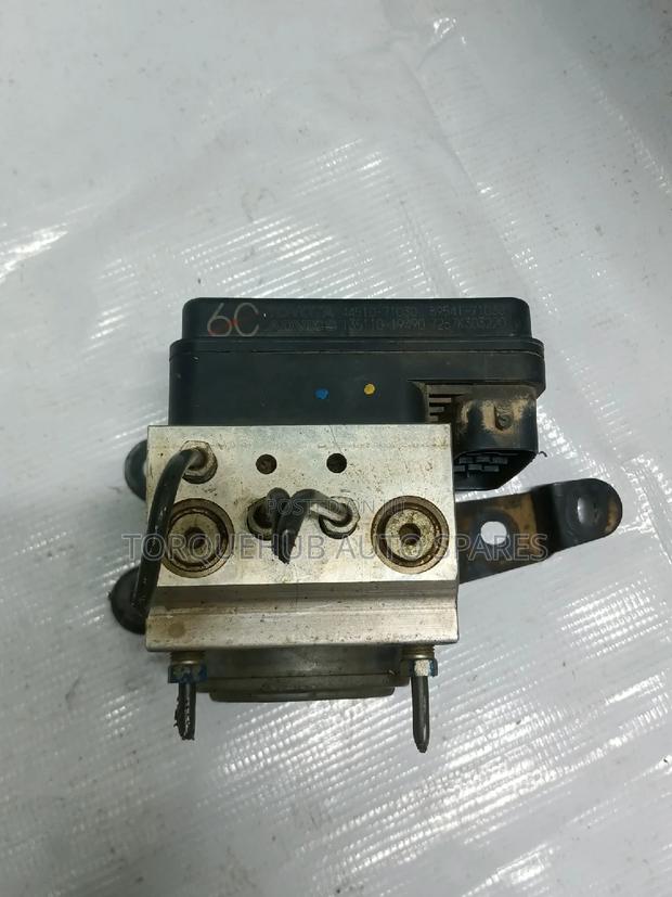 Toyota Hilux/Vigo ABS/ Actuator