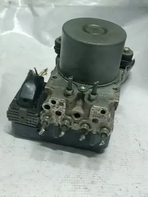 Toyota Vanguard 2010 (B6) ABS Module