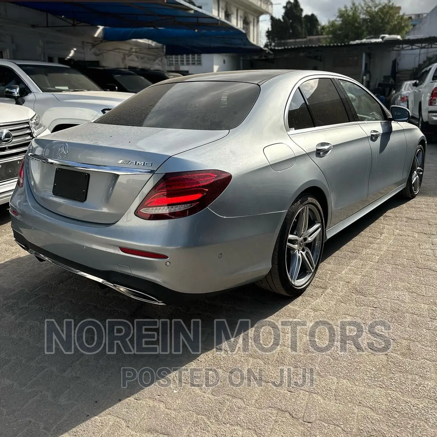 Mercedes-Benz E250 2017 Silver