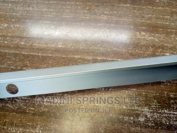 Aluminium L-Strips in Gold, Silver Matt Chrome Glossy - thumbnail 2