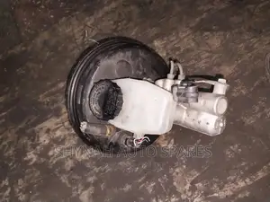 Brake Master Cylinder and Booster Toyota Mark 2 With Switch