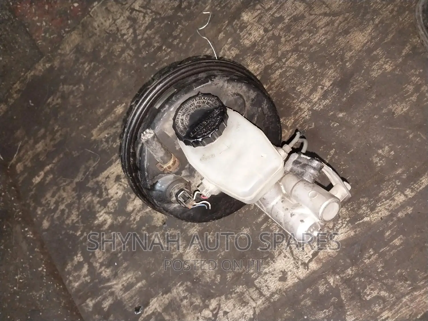 Brake Booster Complete Toyota Mark II With Switch