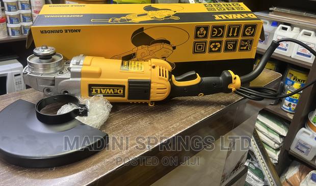 Dewalt 9” Dwe-492 Angle Grinder(2200W) - thumbnail 3