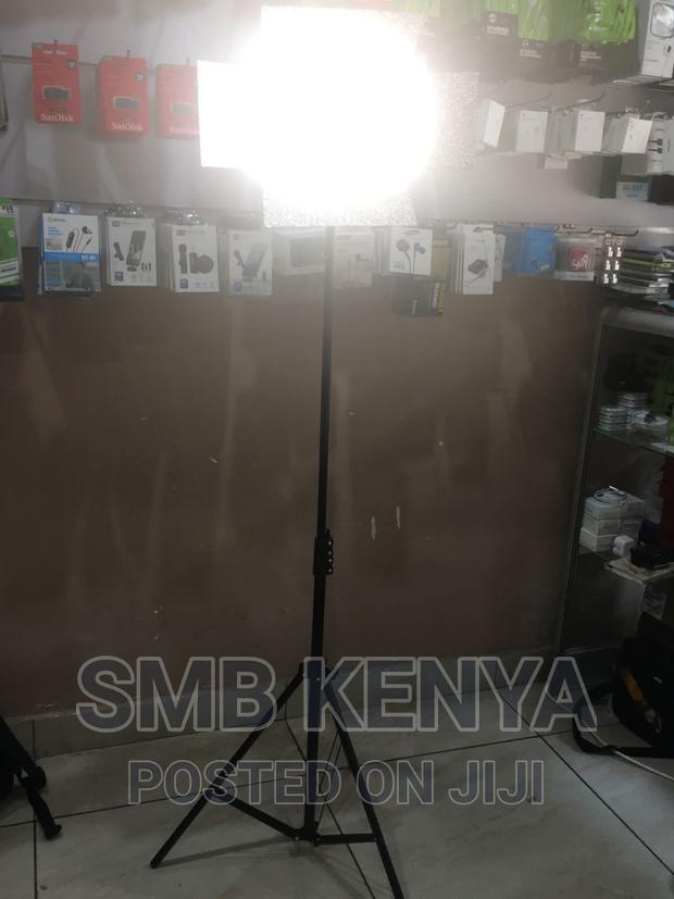 Universal Professional Pro Led 800 Video/Photo Light - thumbnail 3