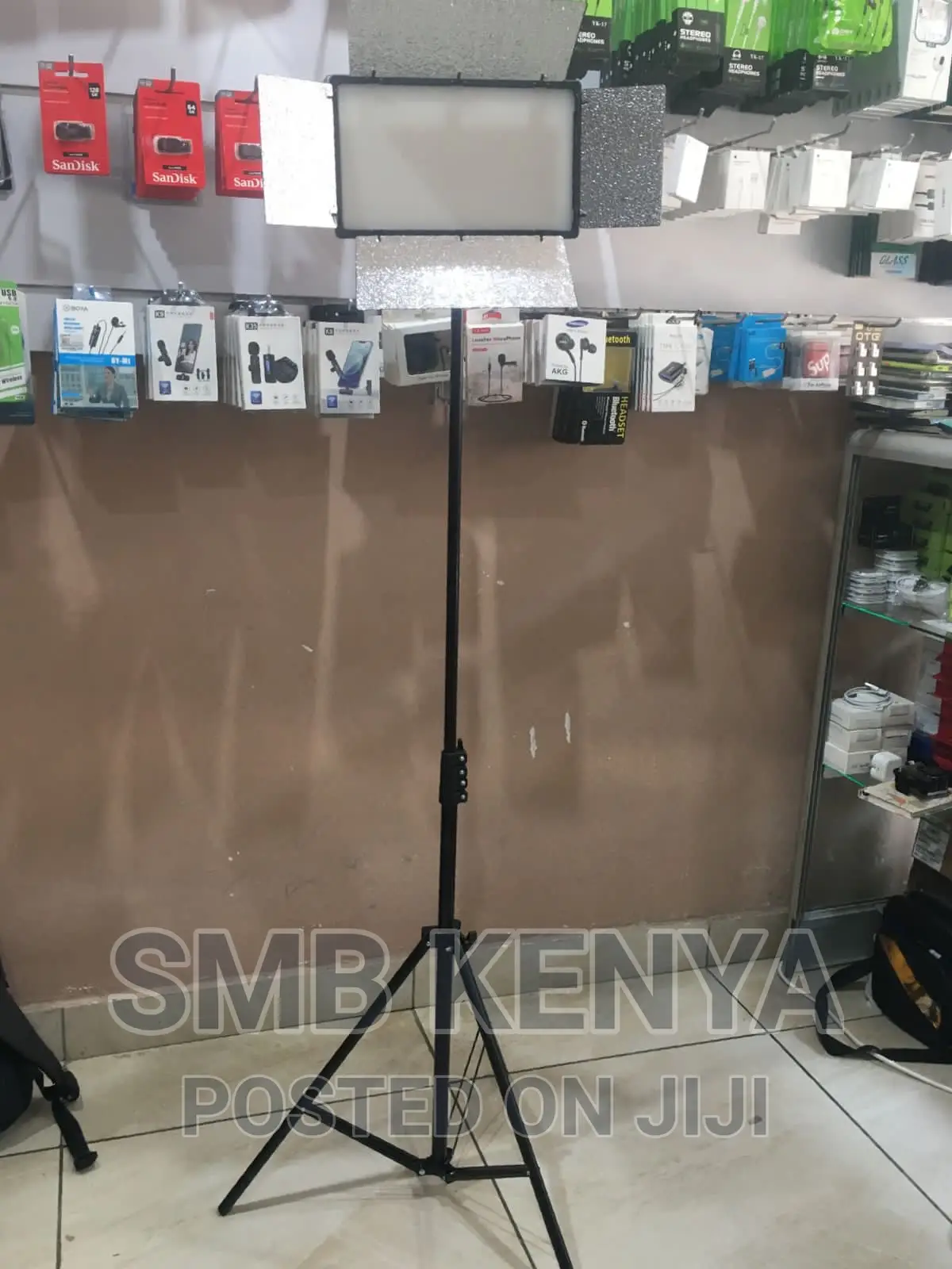 Universal Professional Pro Led 800 Video/Photo Light