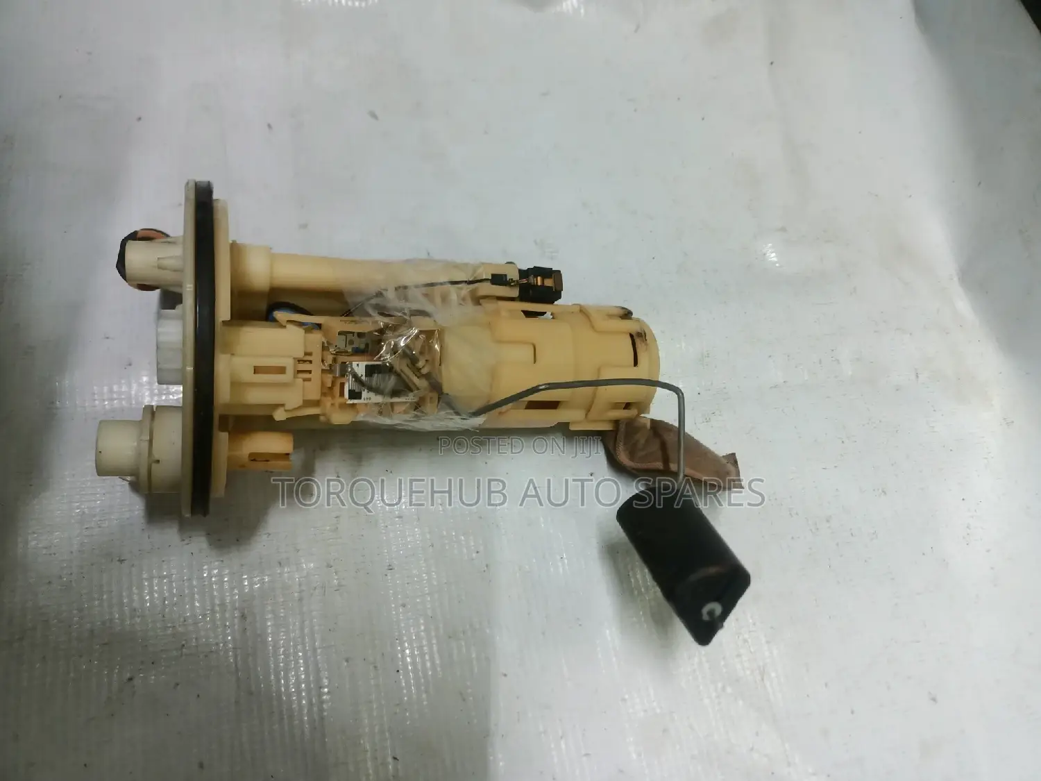Diahatsu Mira Complete Fuel Pump