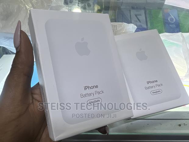 Apple Magsafe Charger - main view