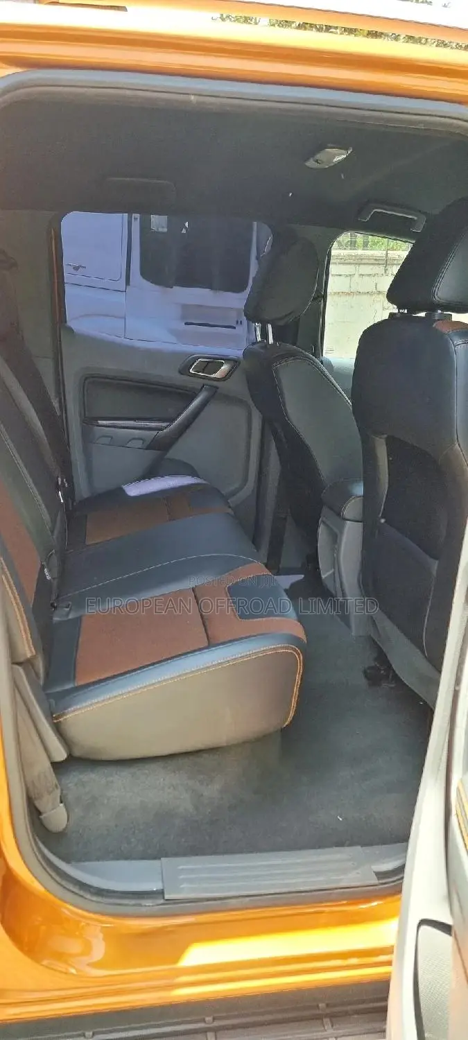 Ford Ranger 2016 Orange