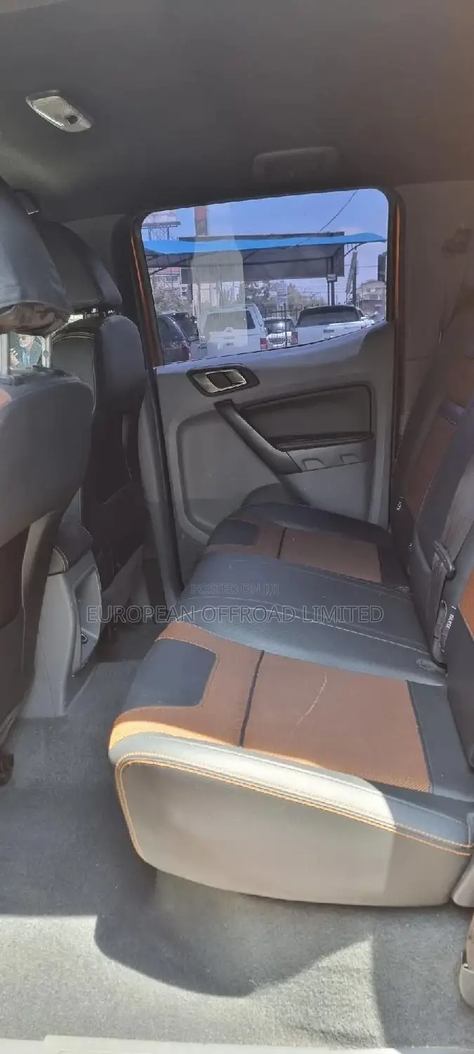 Ford Ranger 2016 Orange