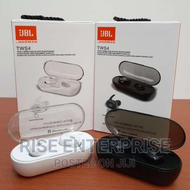 JBL Earbuds