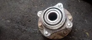 Toyota Vigo 4 WD Hilux Front Hub