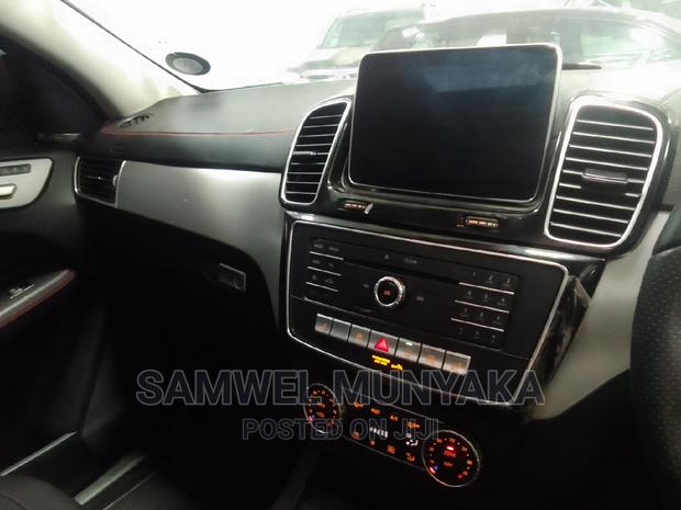 Mercedes-Benz GLE-Class GLE 350d 4MATIC 2016 Silver - thumbnail 12