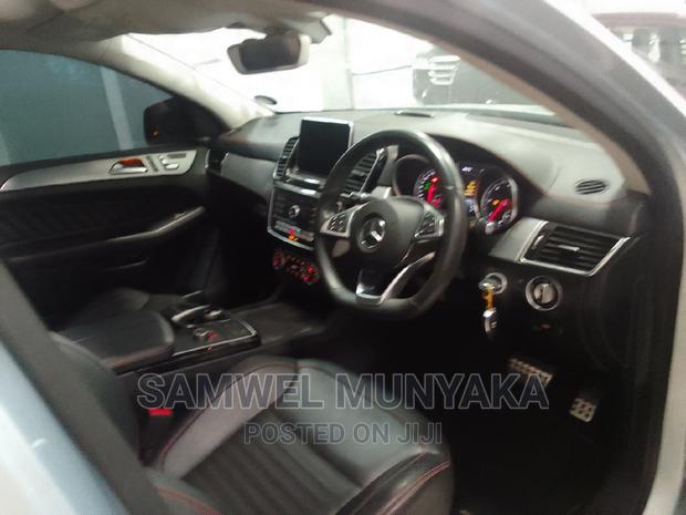 Mercedes-Benz GLE-Class GLE 350d 4MATIC 2016 Silver - thumbnail 13