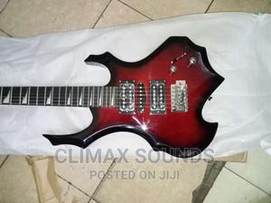 Electric Solo Guitar Curved - main view