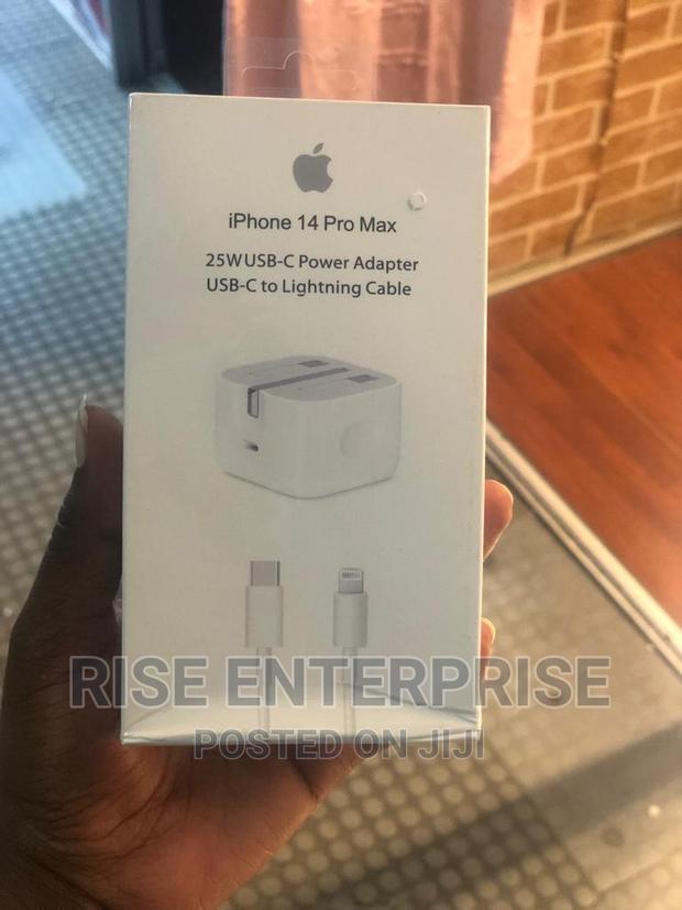 25W iPhone Charger - thumbnail 3