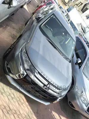 Mitsubishi Outlander 2017 Gray