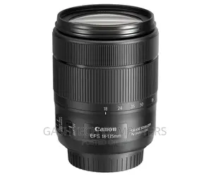Canon EFS 18-135mm F/3.5-5.6 IS USM