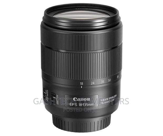 Canon EFS 18-135mm F/3.5-5.6 IS USM
