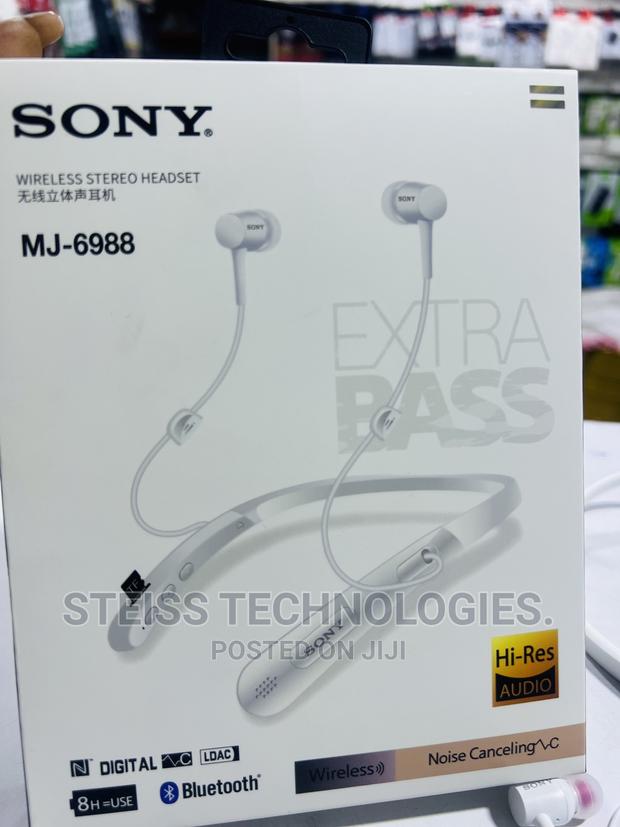 Sony White Wireless Neckband. - thumbnail 8
