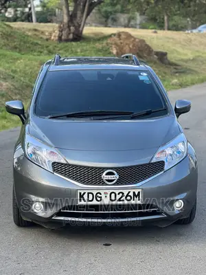 Nissan Note SV Premium 2014 Gray