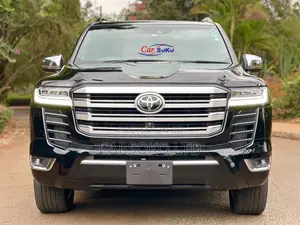 Toyota Land Cruiser 3.3 Diesel 4WD 2022 Black