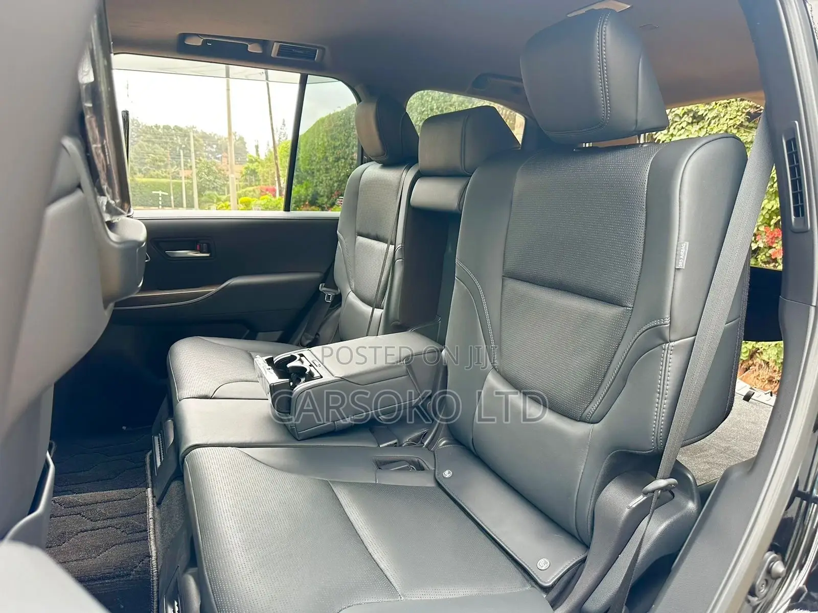 Toyota Land Cruiser 3.3 Diesel 4WD 2022 Black