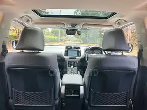 Toyota Land Cruiser Prado 2018 Pearl