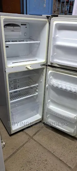 Samsung 240L Two Door Fridge