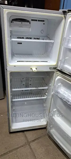 Samsung 240L Two Door Fridge