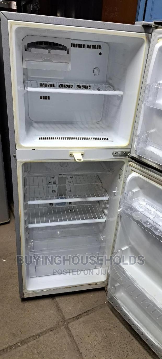 Samsung 240L Two Door Fridge - thumbnail 3