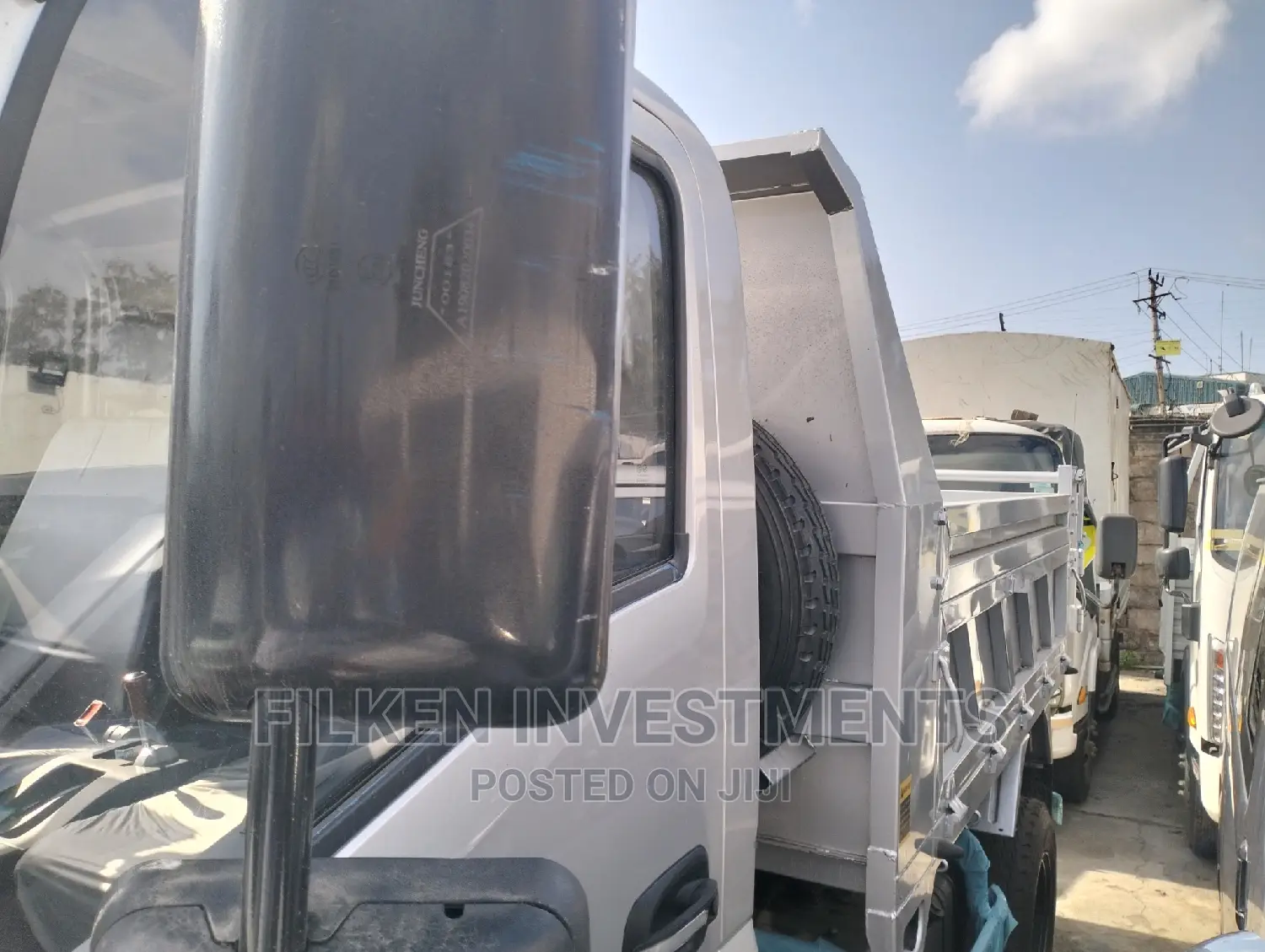 7 Ton Tipper Lorry.