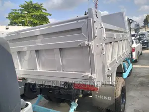 7 Ton Tipper Lorry.