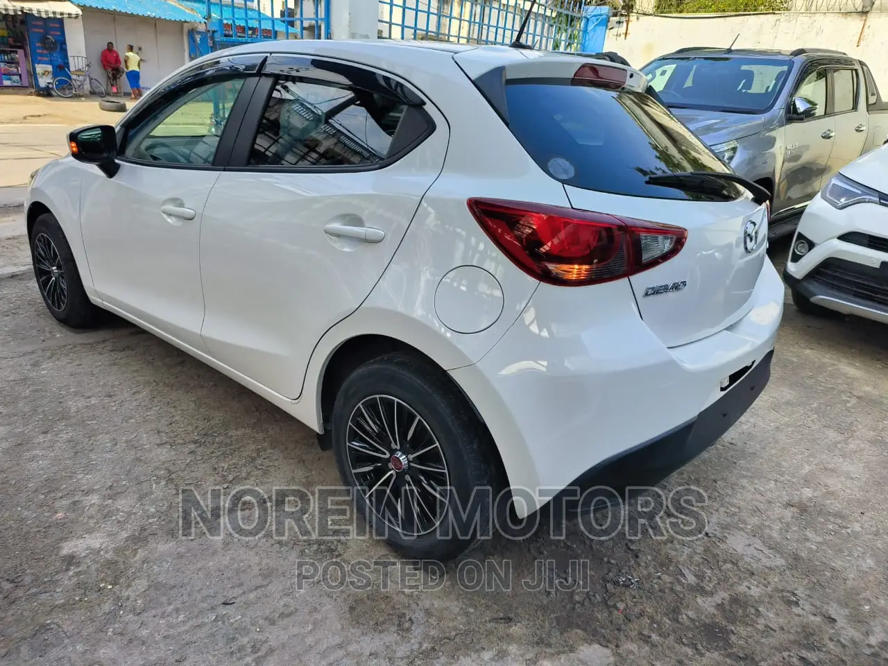 Mazda Demio 2016 White
