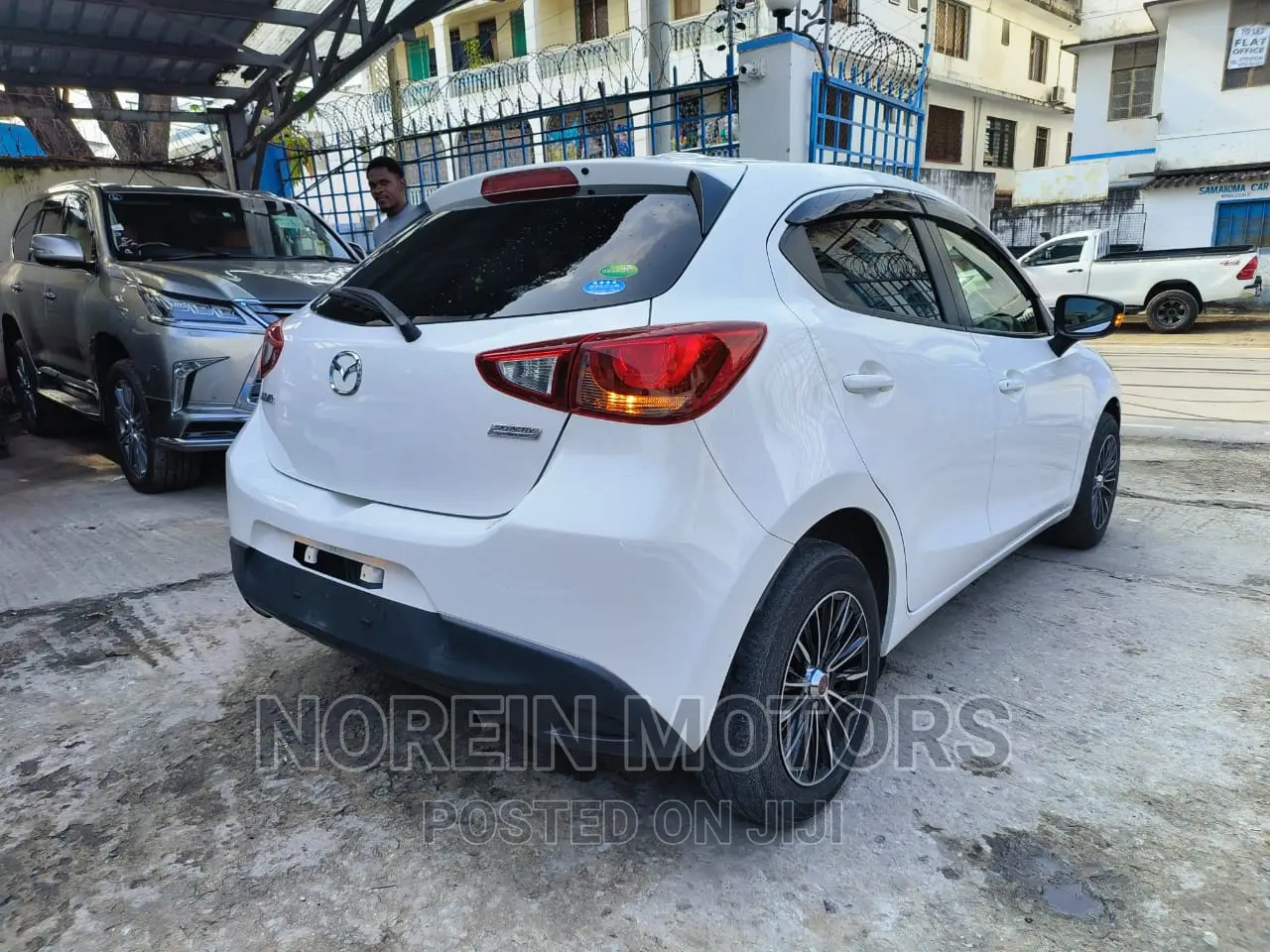 Mazda Demio 2016 White