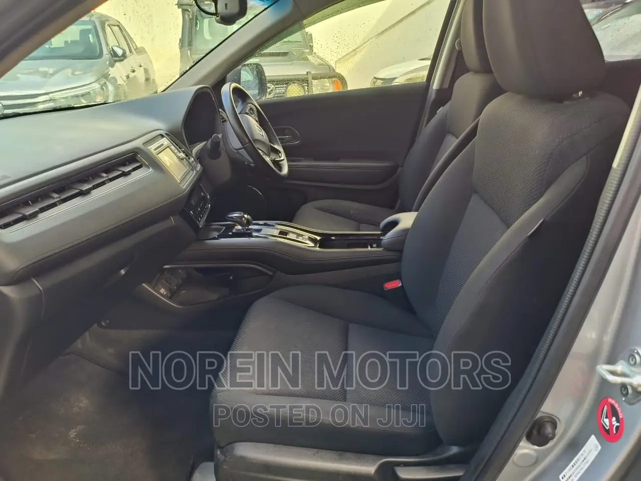 Honda Vezel 2016 Silver