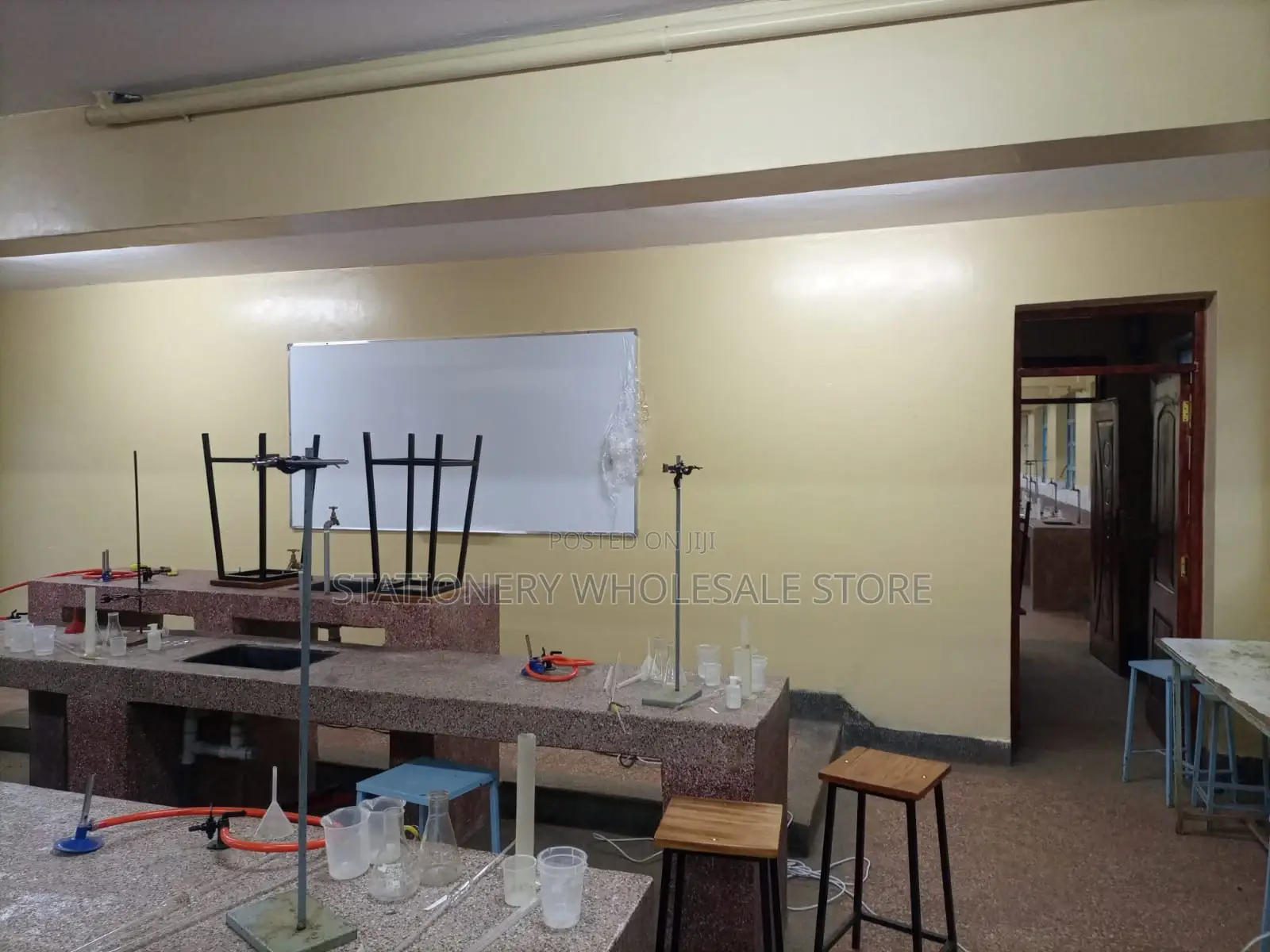 White Board Whiteboard 180cm X 120cm– Double Sided