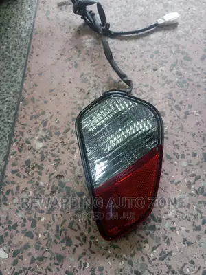 Outlander 2018 Bumper Reflector Lhs.