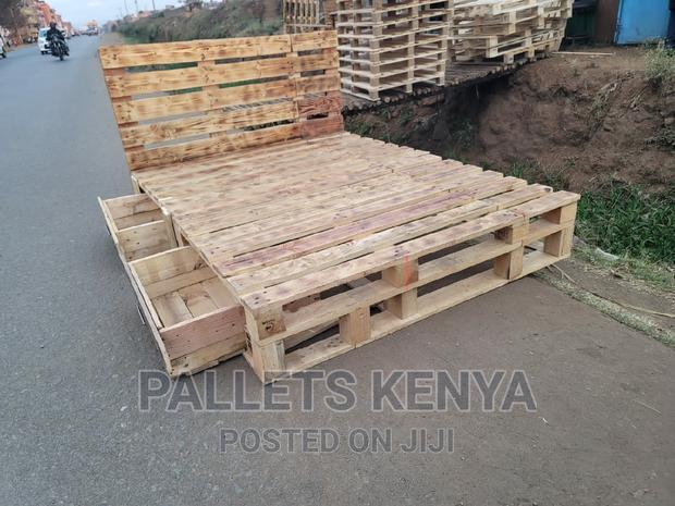 Pallet Bed- Detachable 5*6 With Drawers (#45)