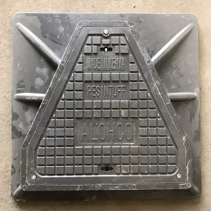 Resinturf Triangular Manhole Cover -700*700mm