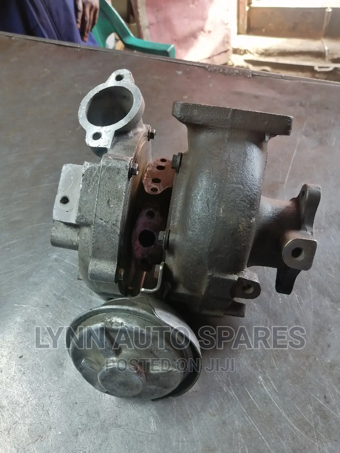 Toyota Land Cruiser V8 1VD Turbo
