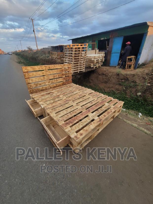 Pallet Bed- Detachable With Drawers (HDO#1)
