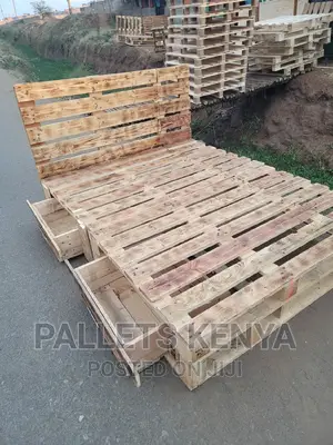 Pallet Bed- Detachable With Drawers (5*6SSIDE)