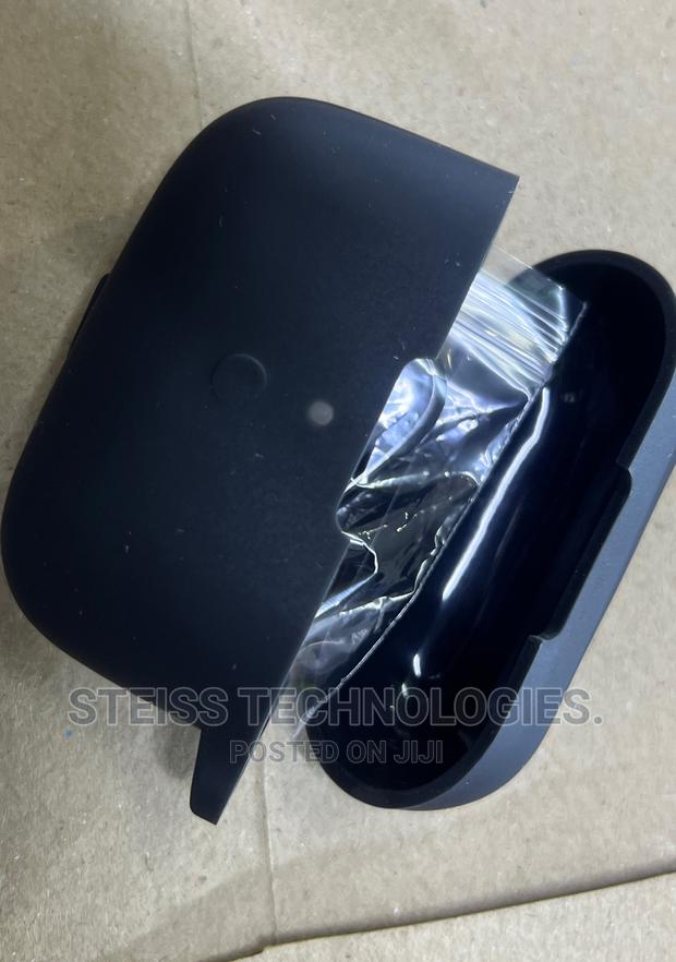 Oraimo Freepods 4 Casing.