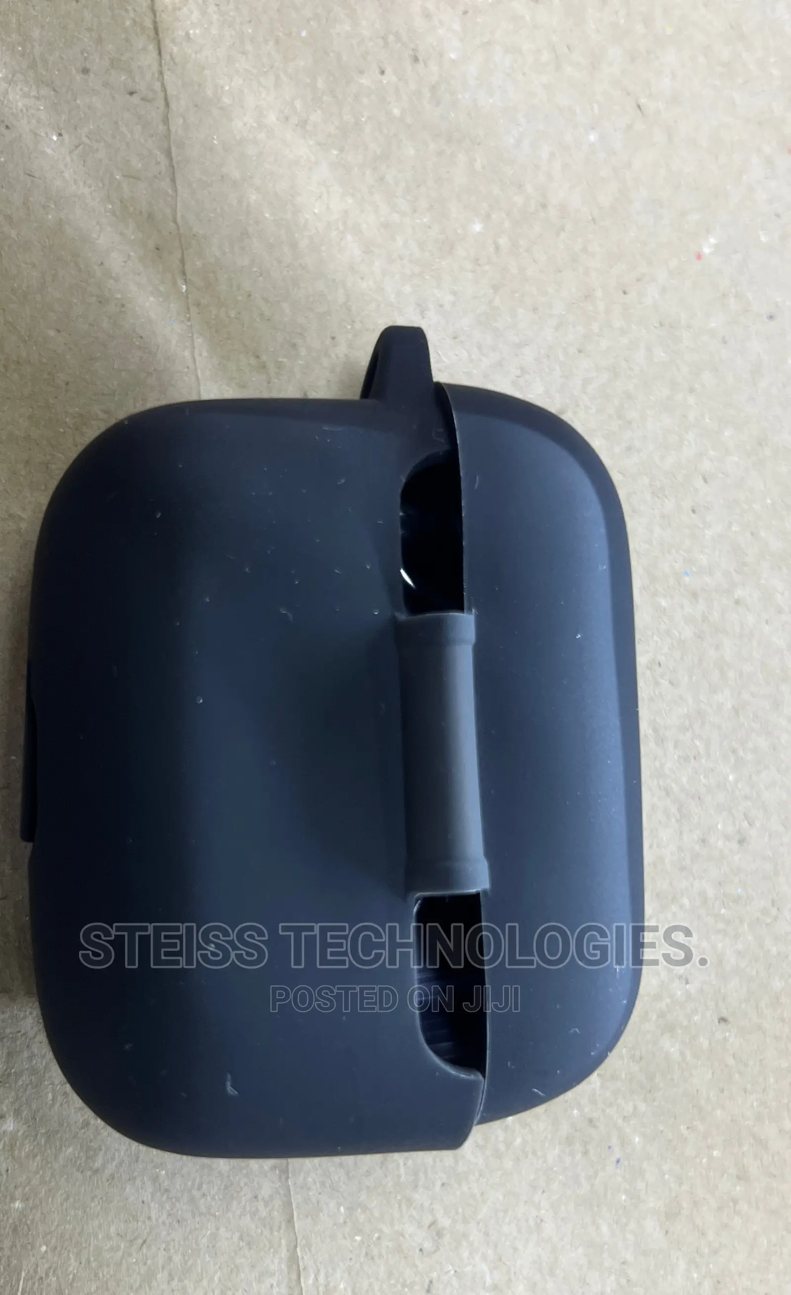 Oraimo Freepods 4 Casing.