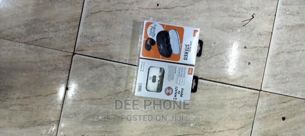 JBL Pro 52 Wireless Earbuds - thumbnail 4