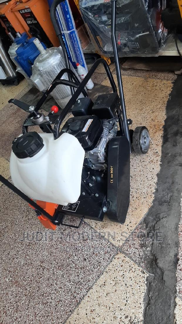 Concrete Cutter - main view