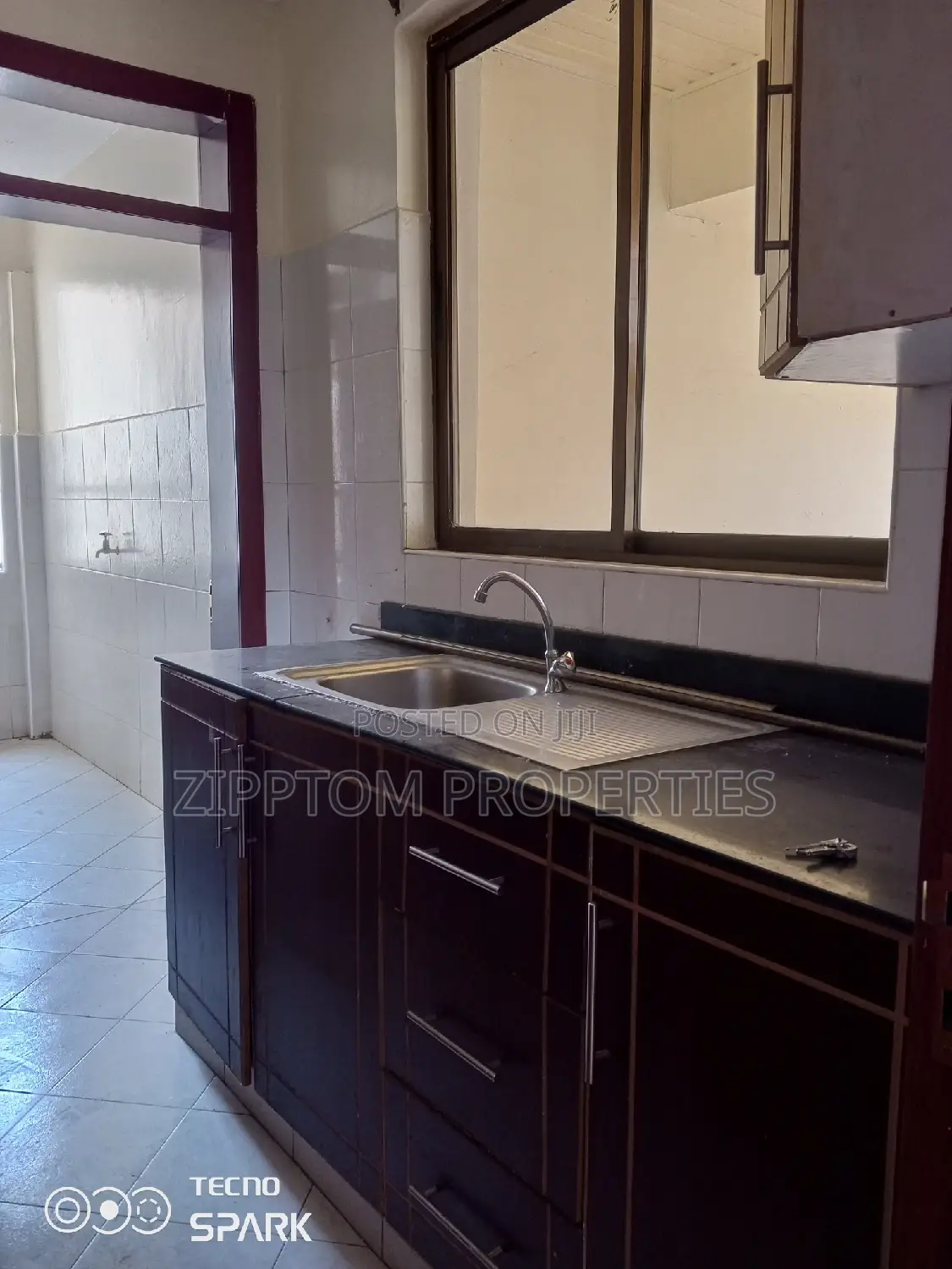 3bdrm Apartment in South B for rent