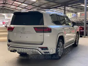 New Toyota Land Cruiser 2023 White